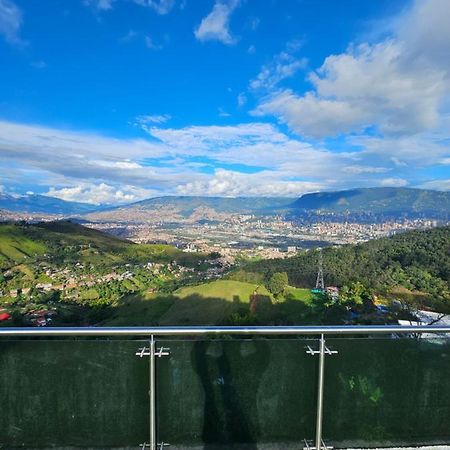 La Casa En El Aire Villa Medellín Buitenkant foto