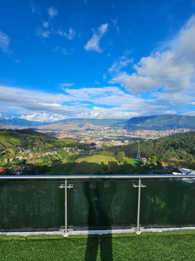 La Casa En El Aire Villa Medellín Buitenkant foto